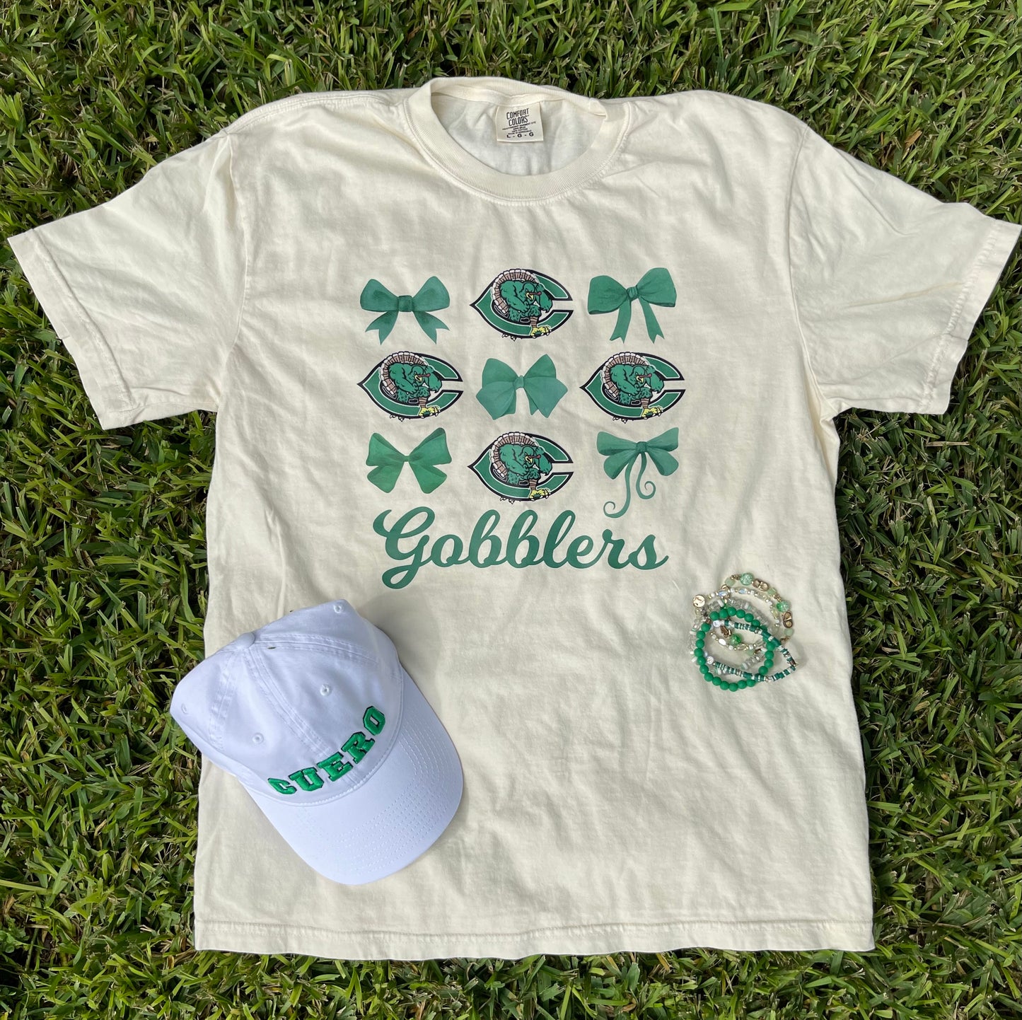 Cuero Gobblers with Bows Tee